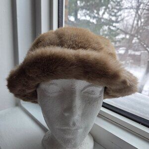 Real fur Hat Caramel Color
